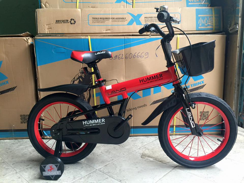 Phụ huynh không tiếc tiền mua xe đạp trẻ em